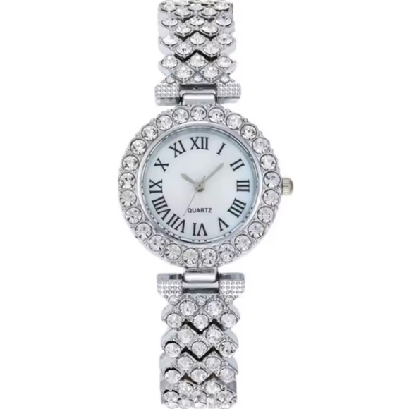 Accessories - Elegant Silver Popular Roman Steel Belt Quartz Women's Watch